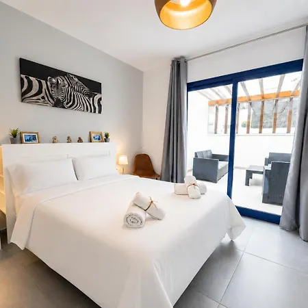 Esperanza By Villalia Con Piscina Climatizada Y Cama Balinesa Willa Playa Blanca (Lanzarote)